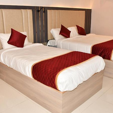 Gb Residency Hotel Ramanathapuram Buitenkant foto