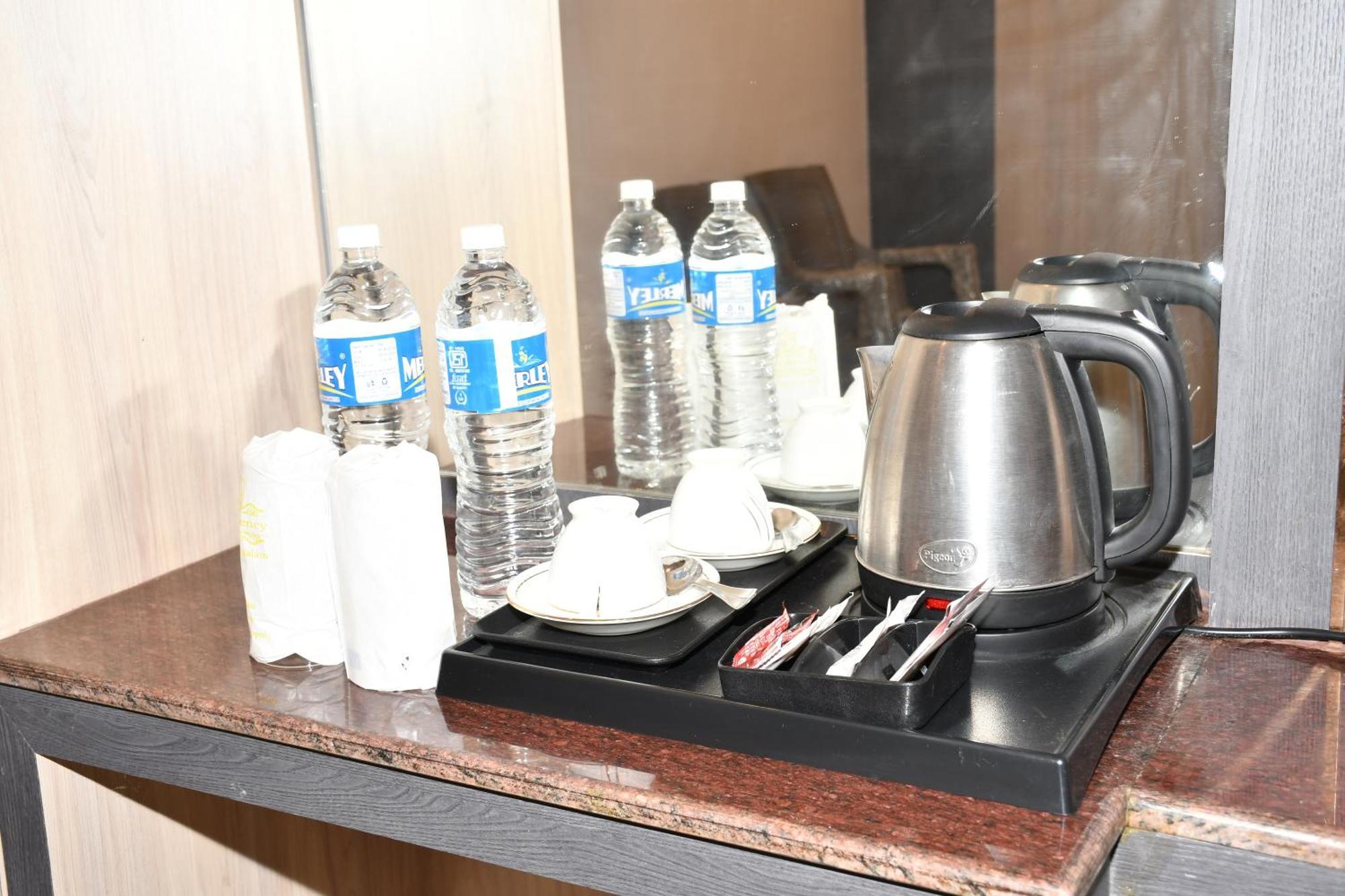 Gb Residency Hotel Ramanathapuram Buitenkant foto